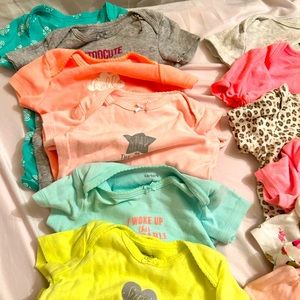 Carters lot of 6 onesies! Never worn